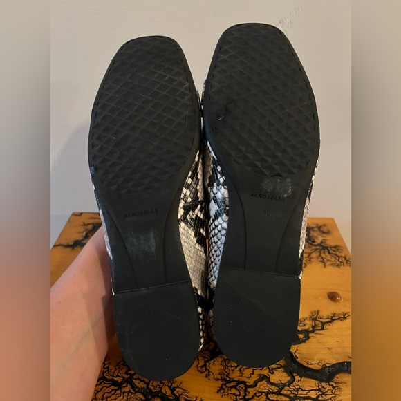 Beautiful NWOT Aerosoles! Size 10! Animal print pattern. - Picture 8 of 9